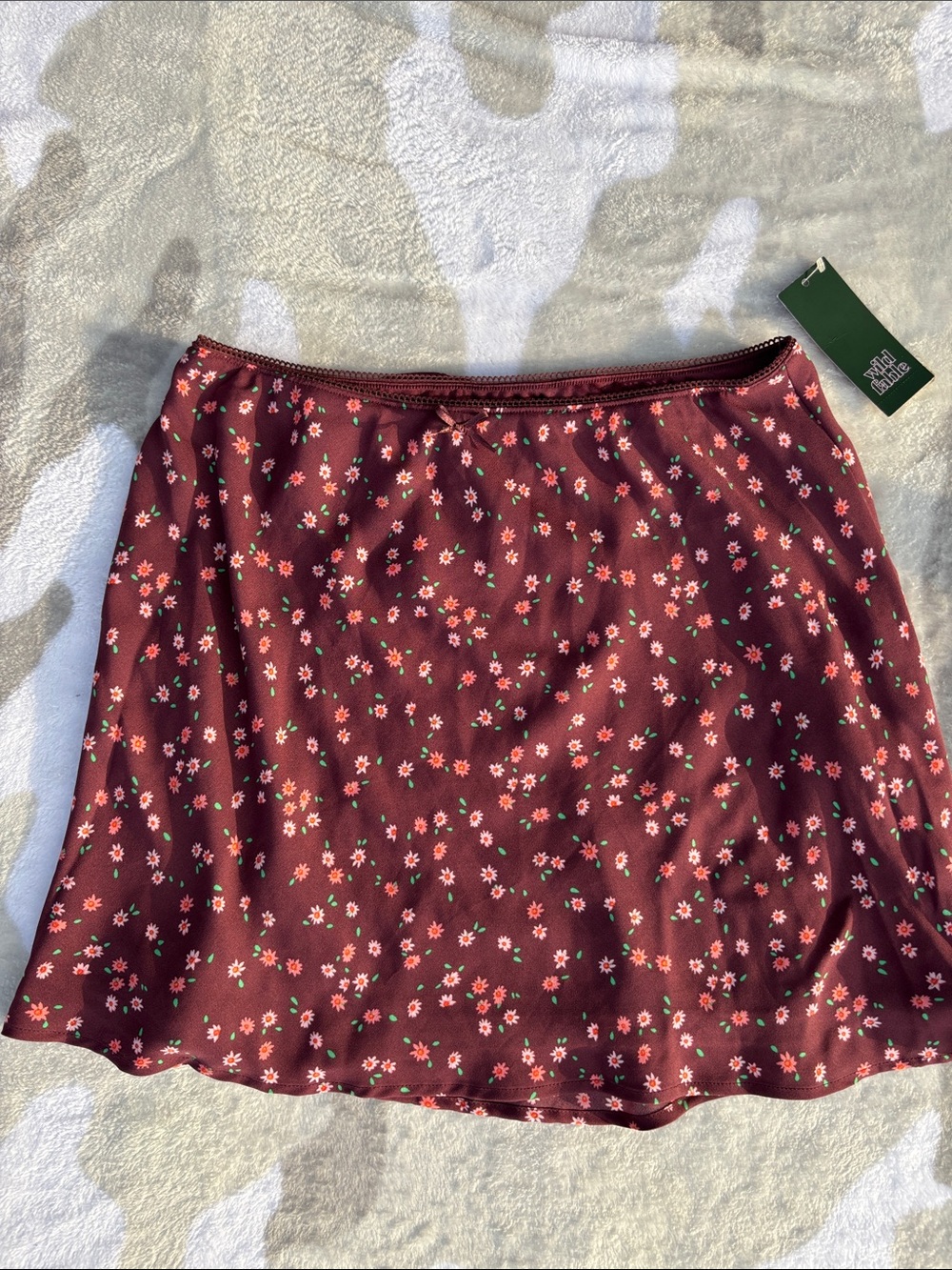 NWT Wild Fable Floral Skirt Size Medium